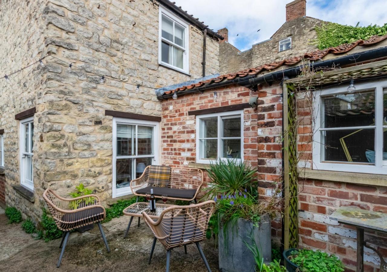 Pantile Cottage Pickering Exteriör bild